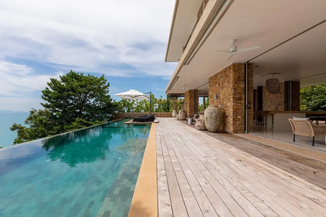 Stone Pavilion Villa with Infinity Pool & 270° Sea Views, Taling Ngam — view 2