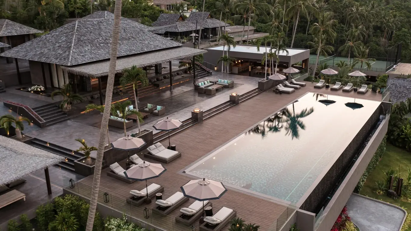 Ten-Pavilion Hilltop Panoramic Estate, Maenam — view 1