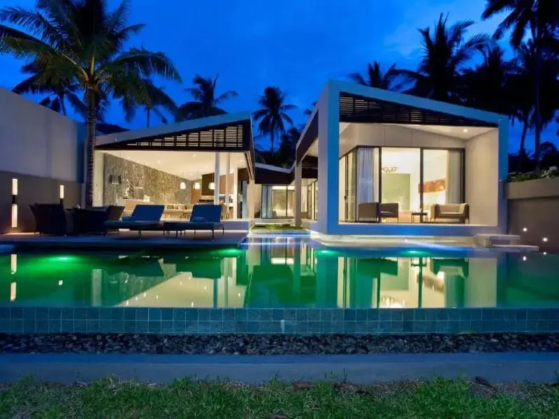 Single-Storey Beachfront Pool Villa with 14-Metre Pool & Koi Pond, Bang Por — view 1