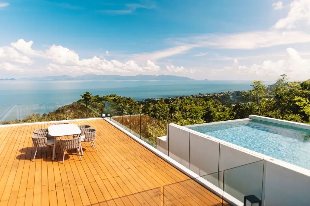 Rooftop-Sun-Deck Sea-View Pool Villa
