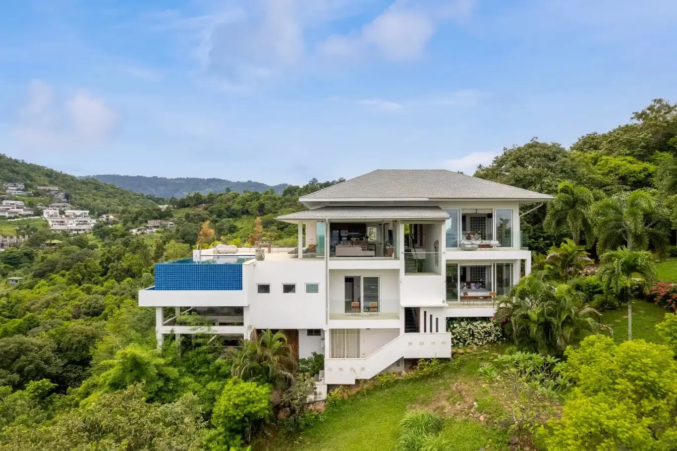 Hillside Sea-View Villa with Infinity Pool — view 2