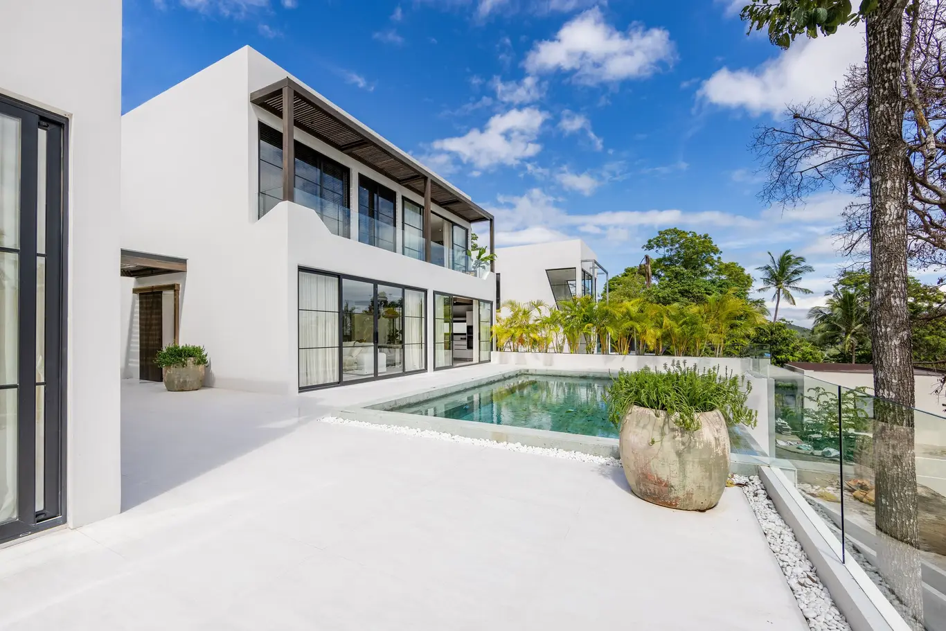 Contemporary 3-Bed Pool Villa near Chaweng — view 2