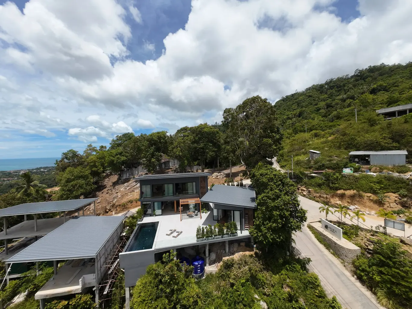 Contemporary Two-Bedroom Hillside Pool Villa with Office in Chaweng
