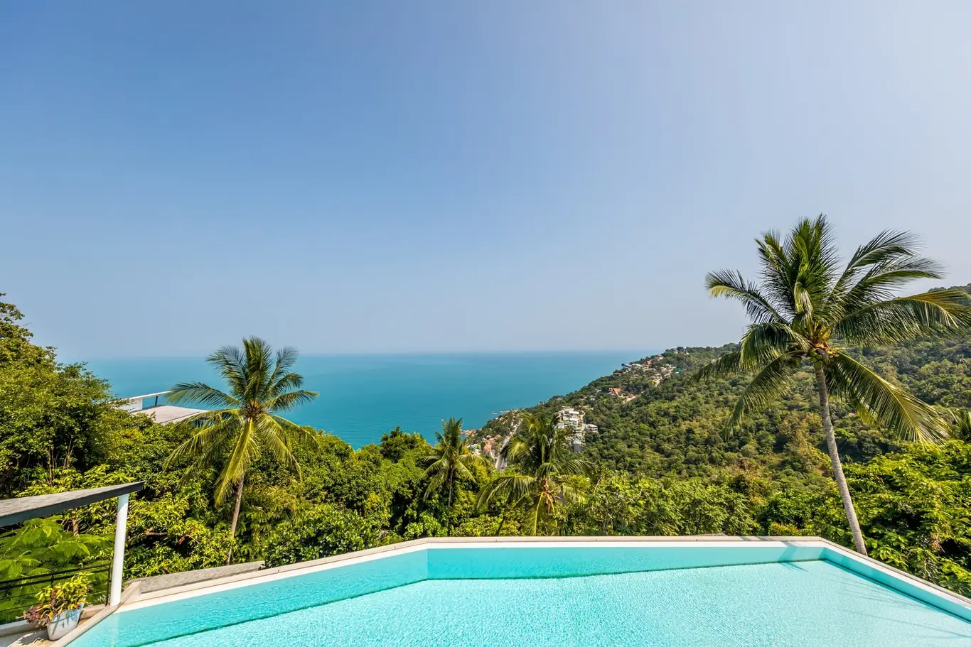 11-Bedroom Hillside Sea-View Villa Above Chaweng Noi — view 2