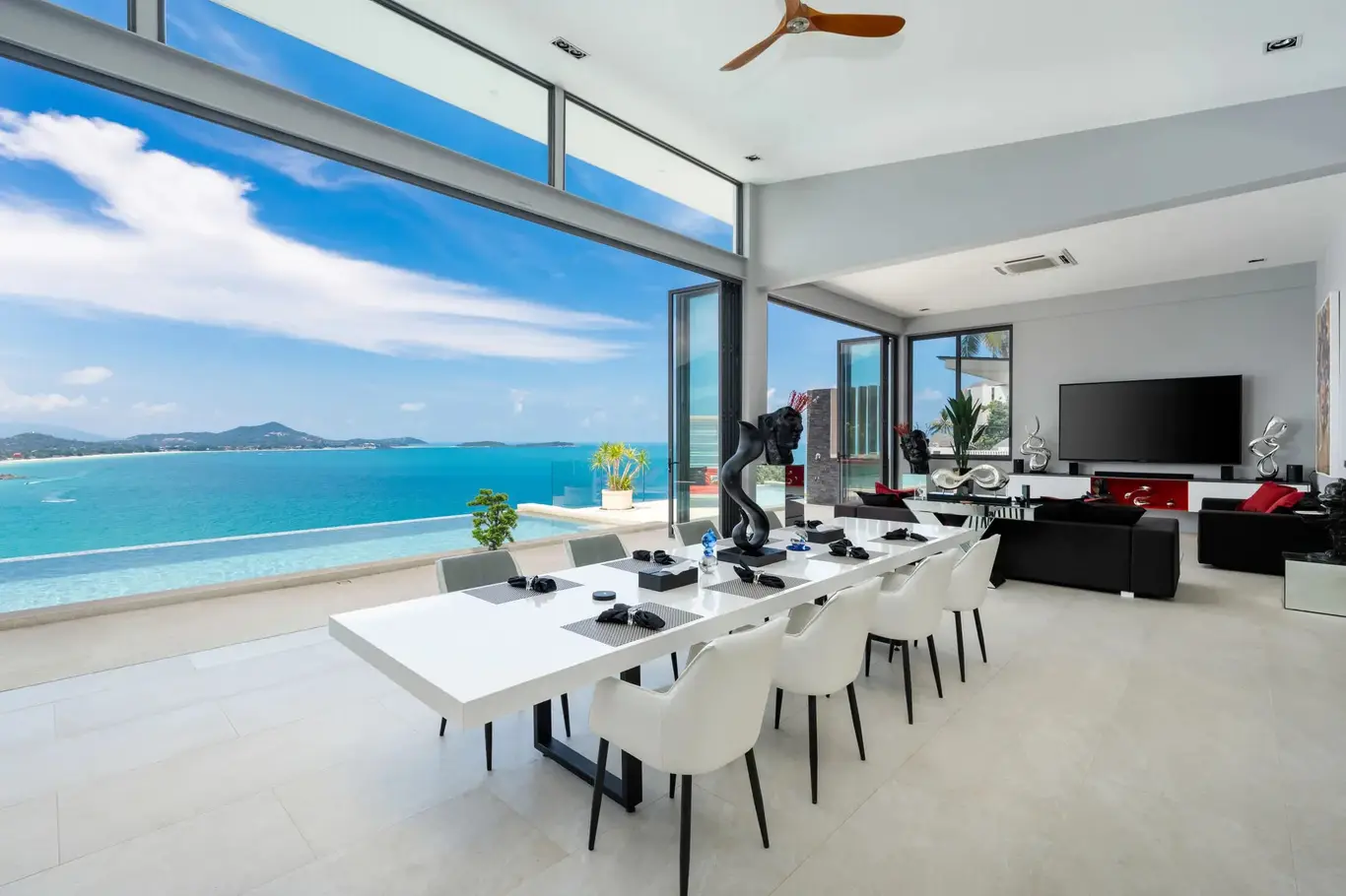 Chaweng Noi Hilltop Villa with Infinity Pool, Cinema & Games Room — view 1