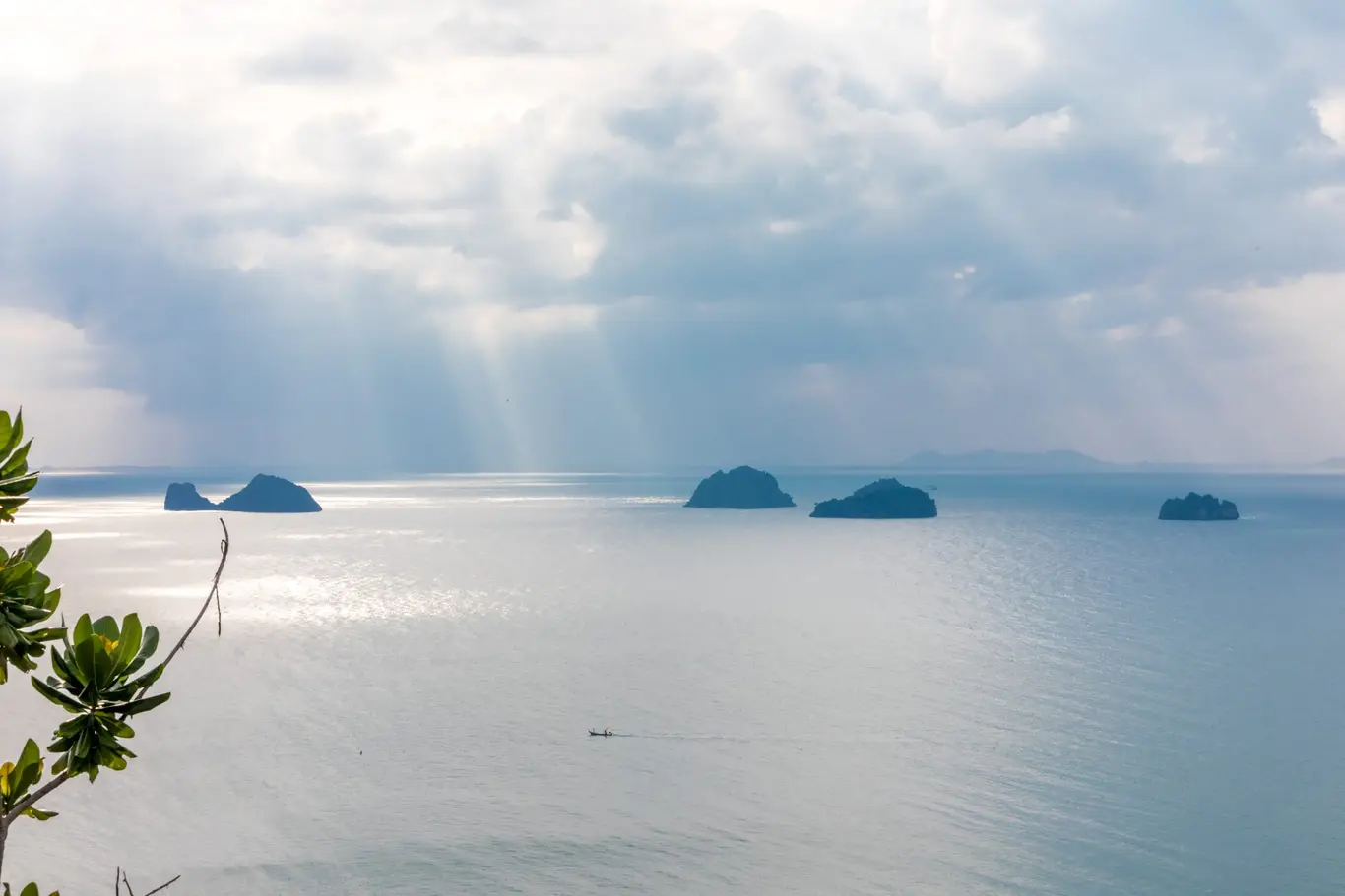 Five-Islands Sea-View Hillside Land with 4-Villa Estate Plan, Taling Ngam — view 2
