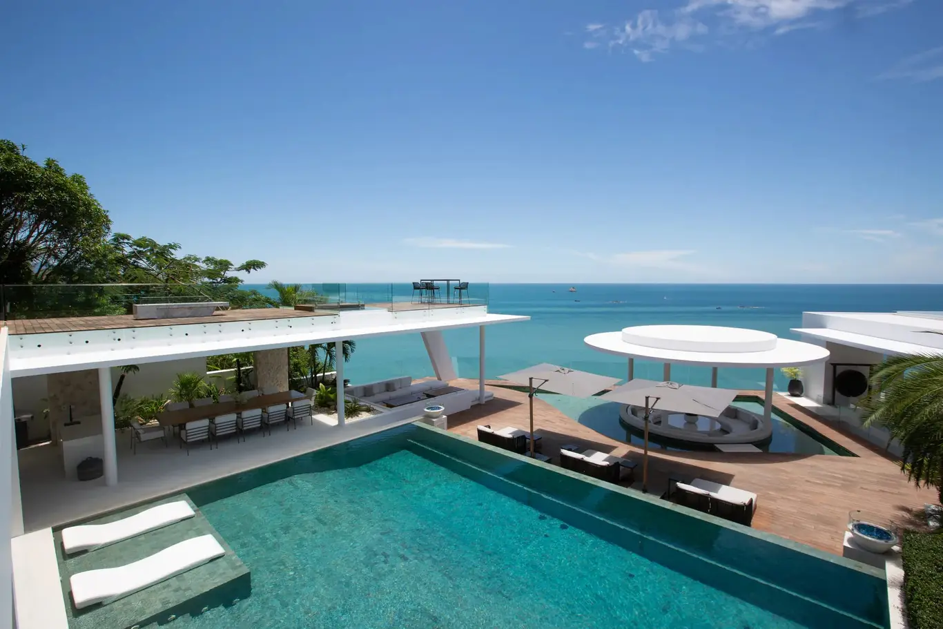 Bophut Hilltop Sea-View Villa with Horizon Pool — view 1