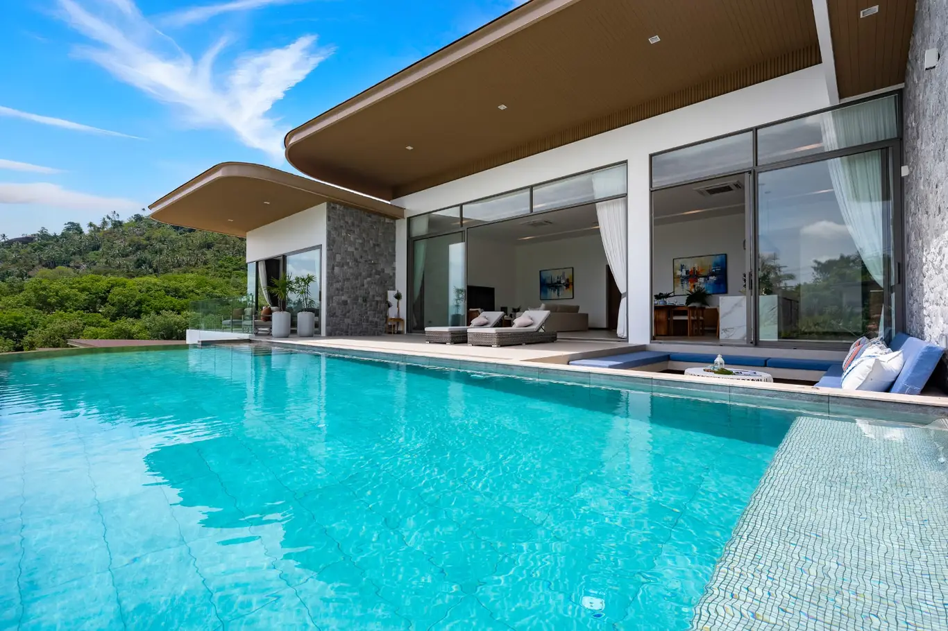 Curved-Roof Hillside Villa with Infinity Pool & Sea Views, Chaweng Noi — view 1