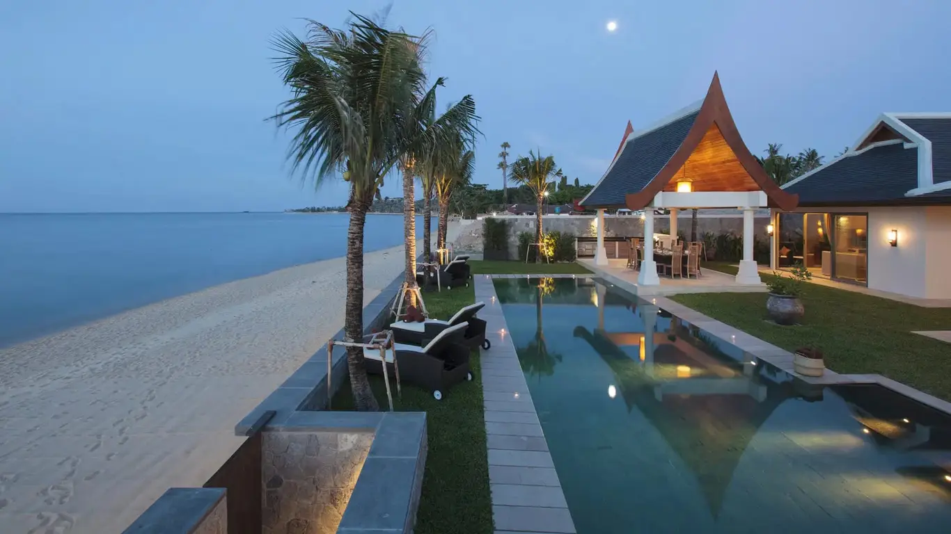 Dual Beachfront Villa Estate with 42m Frontage, Maenam — view 1