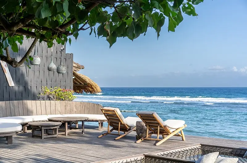 Beachfront Eight-Bedroom Pavilion Estate with Lagoon Pool & Underground Cinema, Candidasa — view 2