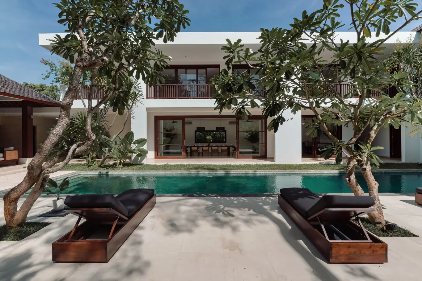 Newly Renovated Four-Bedroom Garden Villa with a 15-Metre Pool