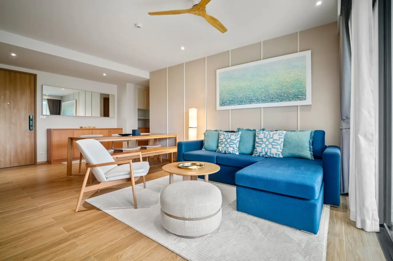 Three-Bedroom Premium Residence — view 2