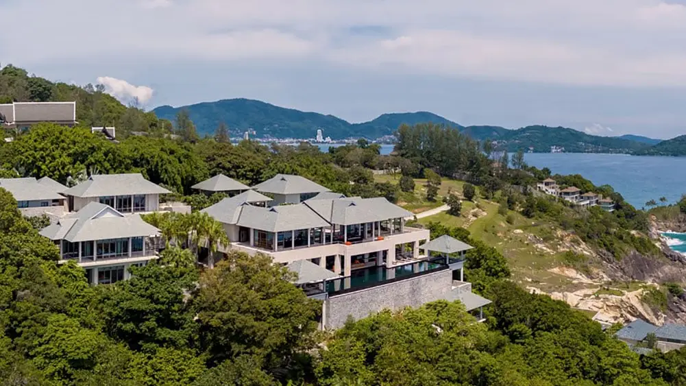 Clifftop Nine-Bedroom Estate on Cape Amarin