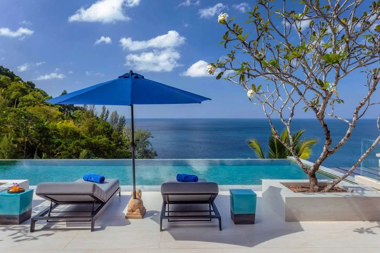 Cliffside Five-Bedroom Villa with Four Infinity Pools