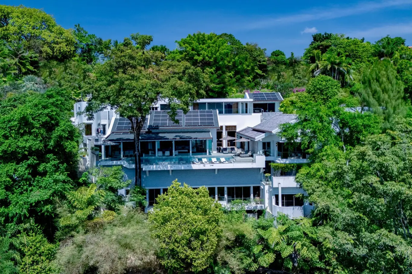 Hillside Six-Bedroom Villa Overlooking Kata Noi Beach — view 2