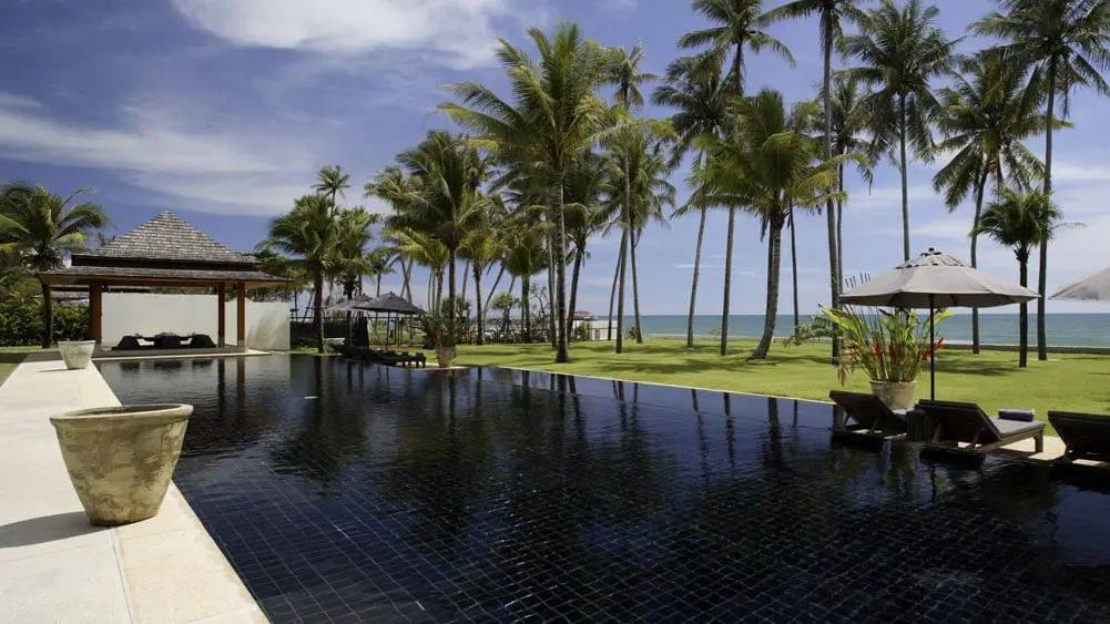 Twin Beachfront Villas on Natai Beach · 12 Bedrooms — view 2