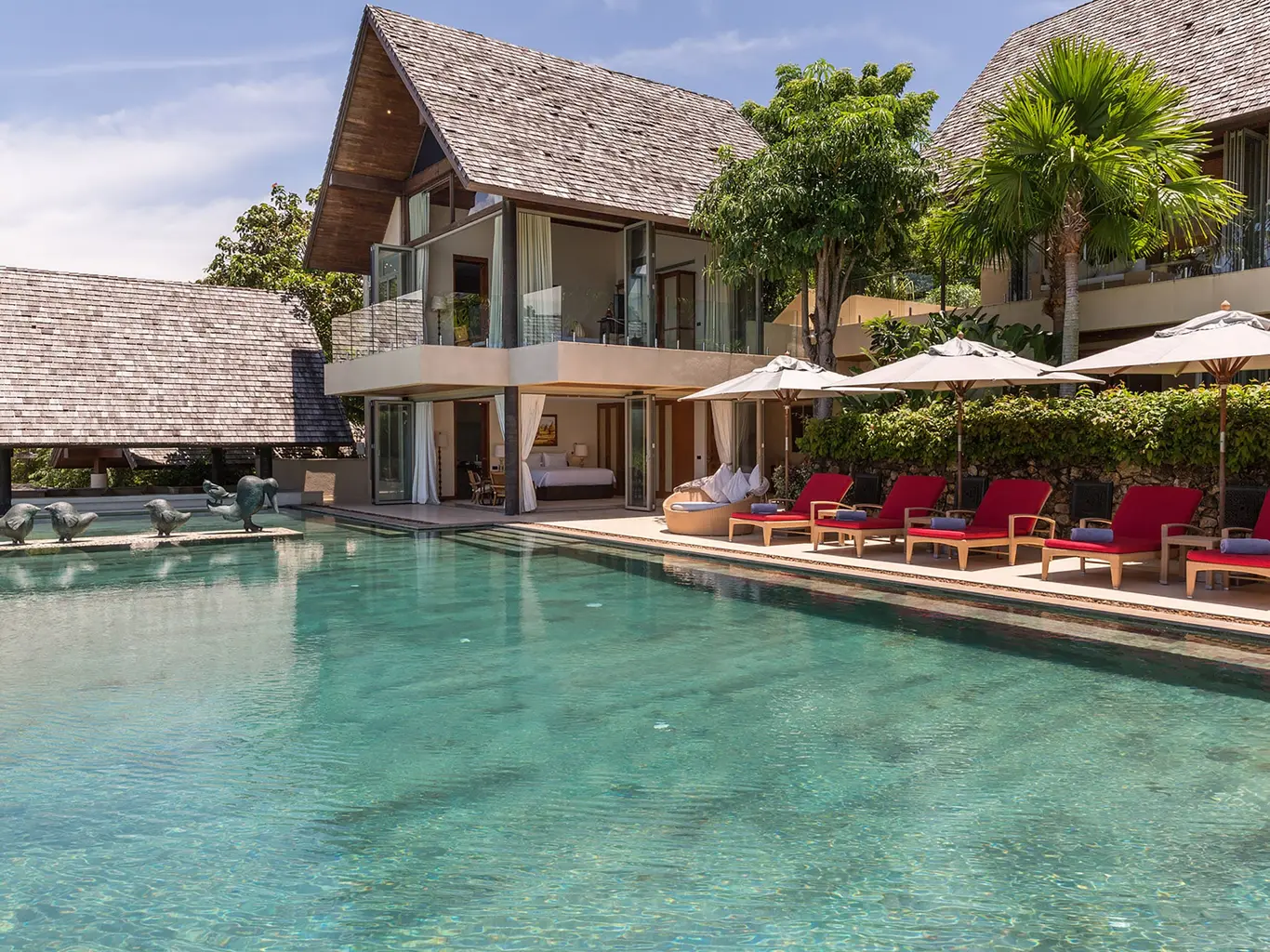 Hillside Sea-View Retreat Residence — view 2