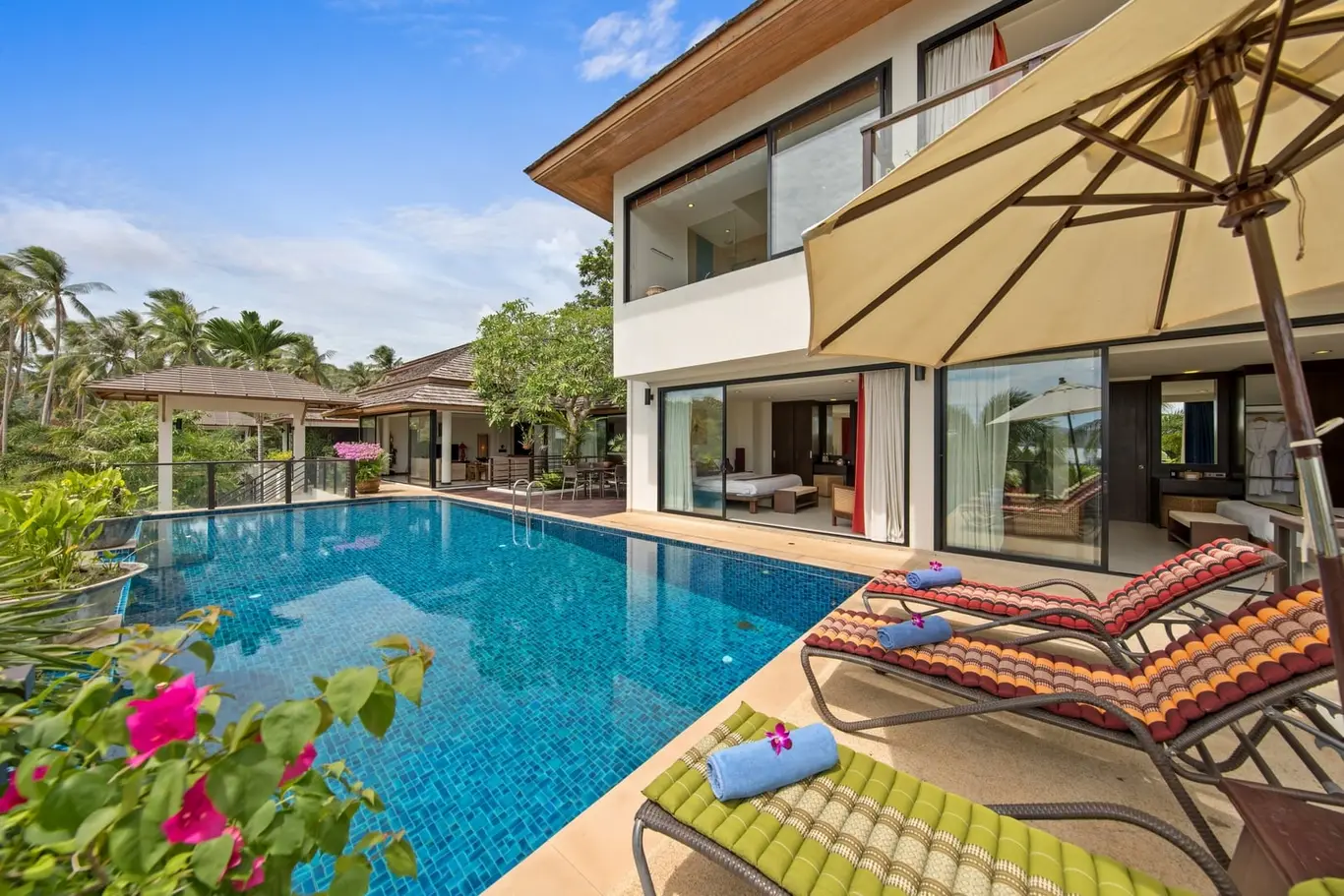 Hillside Treetop & Ocean-View Pool Villa