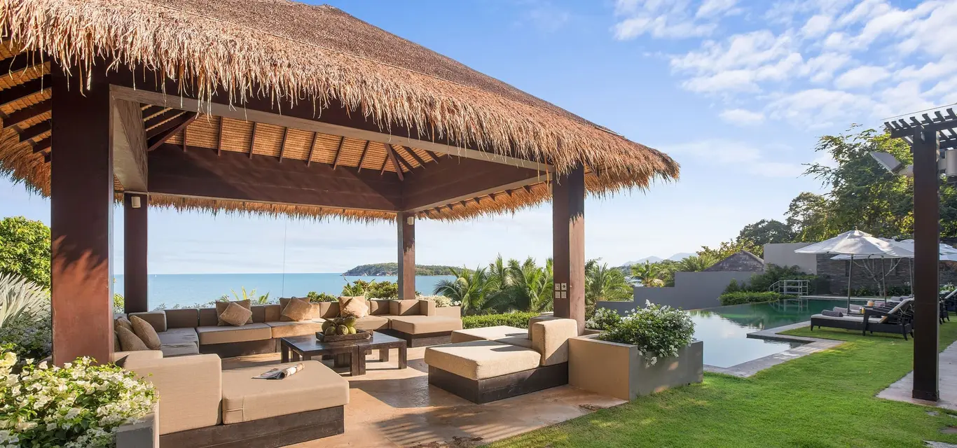 8-Bedroom Beachfront Villa with Cliff-Edge Infinity Pool in Chaweng — view 2