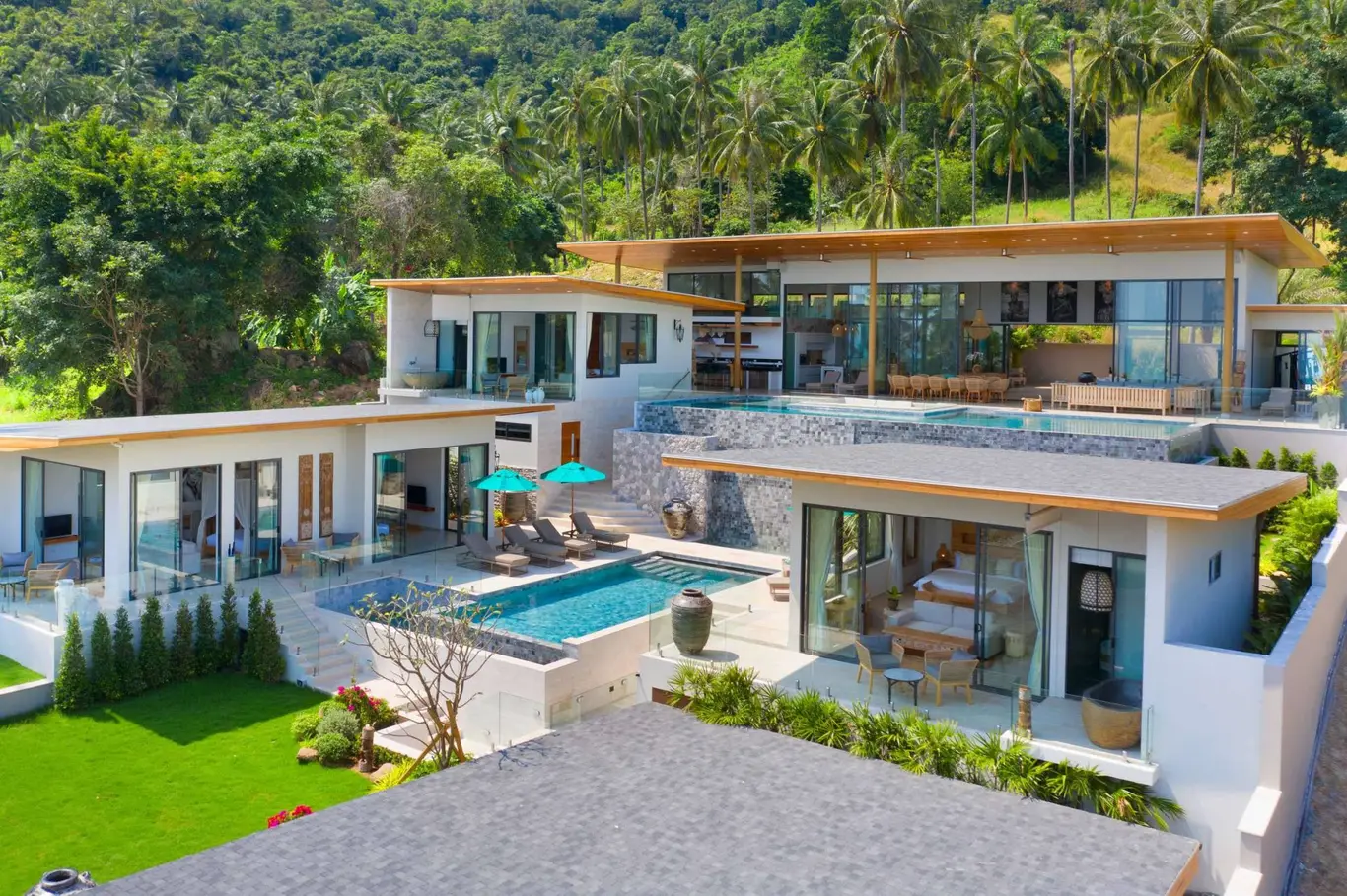 Split-Level Hillside Villa with Twin Pools Above Chaweng Bay