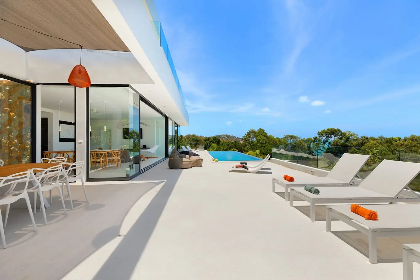 Architectural 6-Bedroom Villa with 15 m Infinity Pool, Cinema & Gym, Choeng Mon