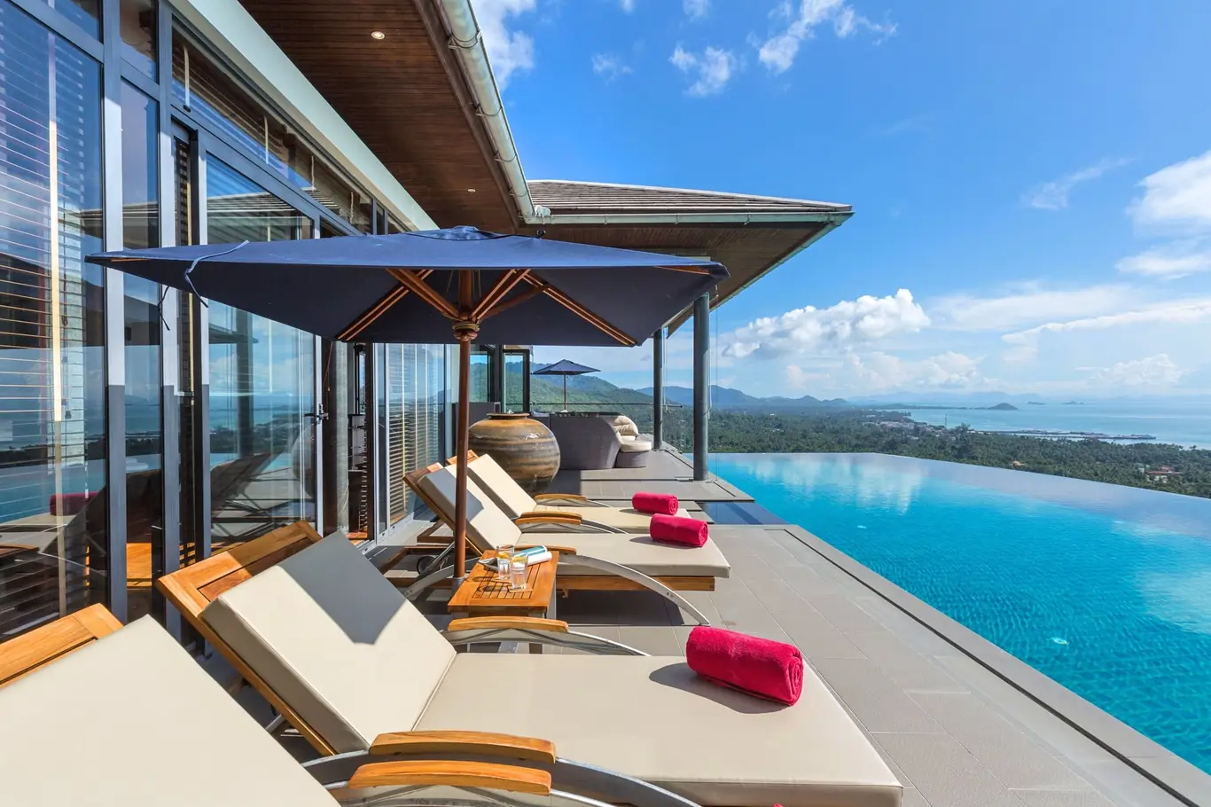 Cliff-Hanging Infinity-Pool Sports Villa — view 2