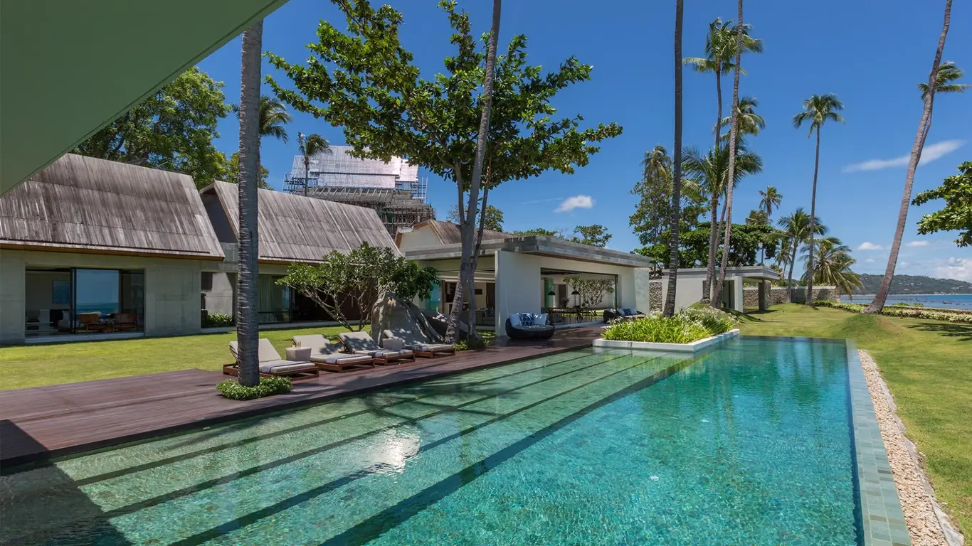 Palm-Lawn Beachfront Villa on Samui's South Coast — view 2