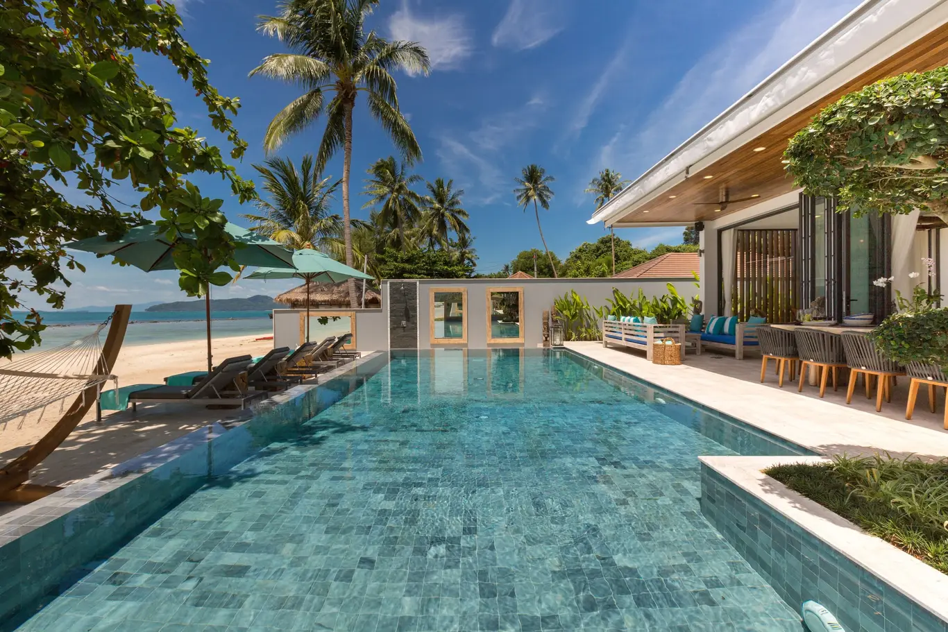 Beachfront Six-Bedroom Villa with Sea-Facing Pool