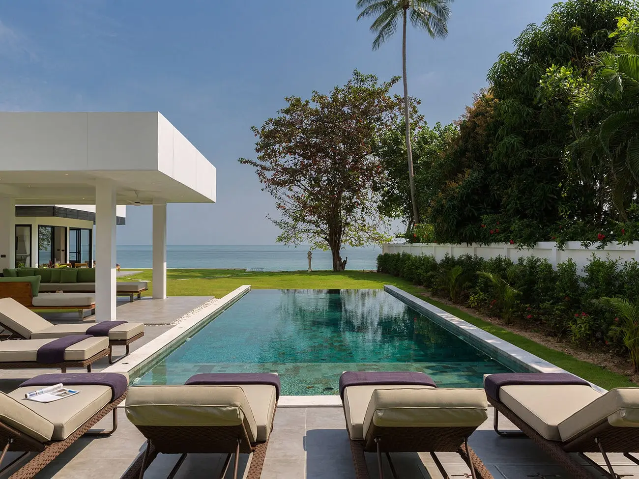 Seven-Bedroom Beachfront Villa with Infinity Pool