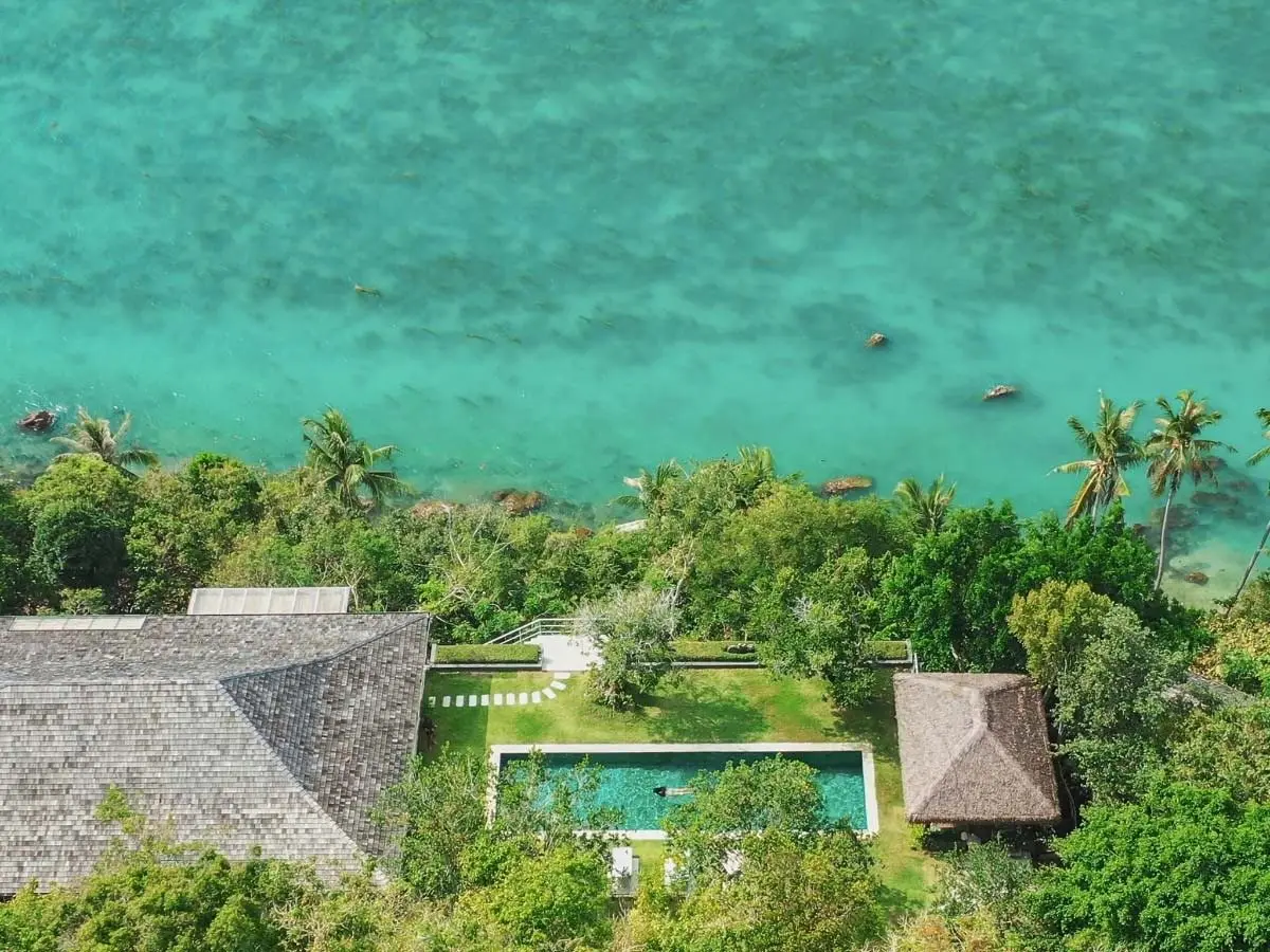 Hillside Sea-View Villa in Laem Sor