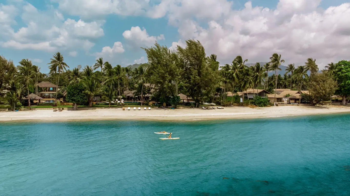 Beachfront Eight-Bedroom Wellness Villa — view 2