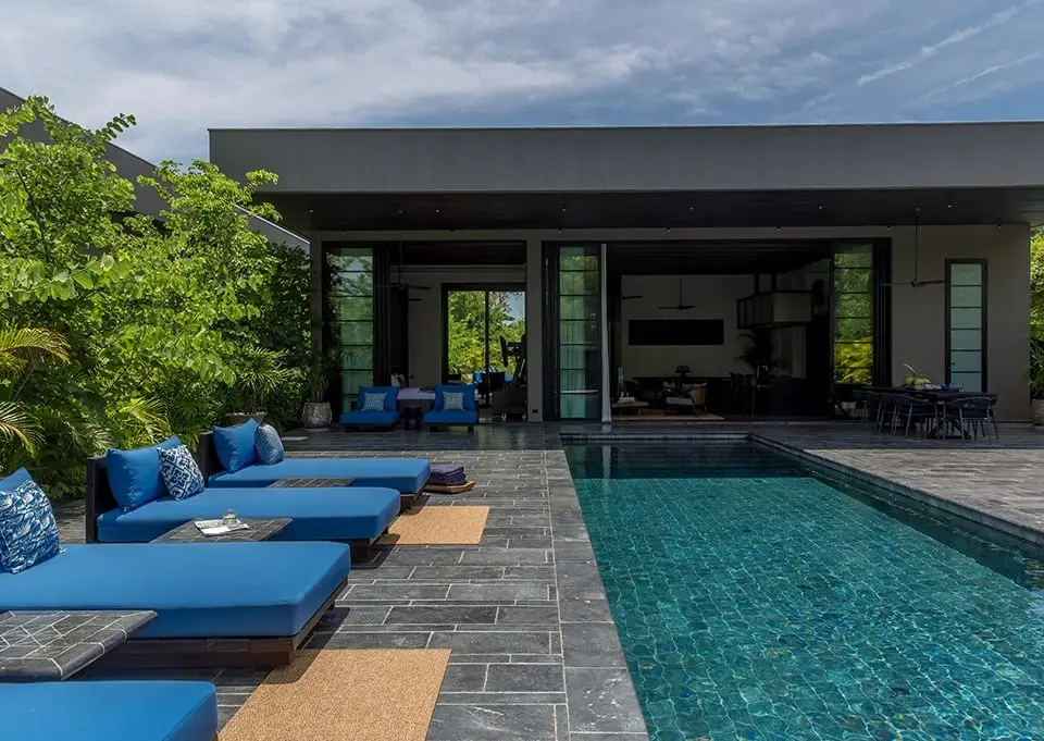 Single-Storey 4-Bedroom Garden Pool Villa Steps from Plai Laem Beach — view 2