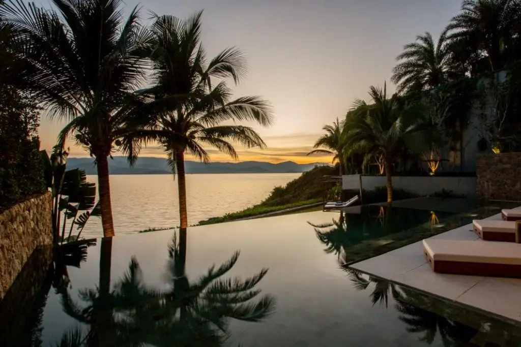 Beachfront Pool Villa on Plai Laem Shore — view 2