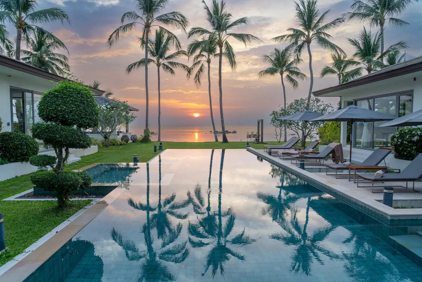 Five-Islands Beachfront Sunset Villa