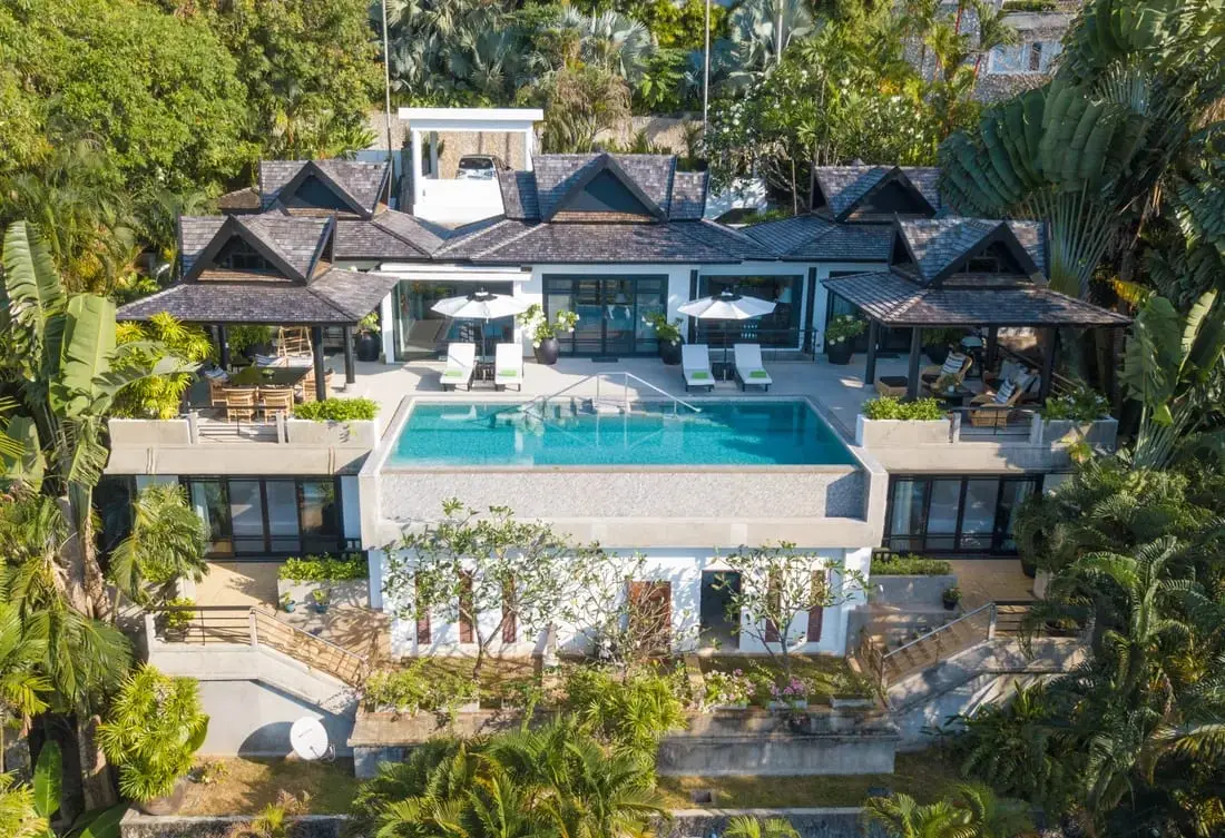 Gated Sea-View Villa with Rooftop Sala