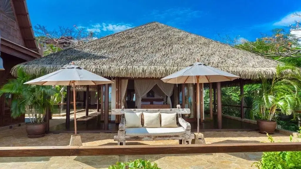 Resort-Scale Seven-Bedroom Sunset Estate with Tennis Court, Gym & Spa, Taling Ngam — view 2