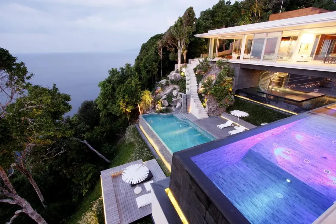 Villa Mayavee — Oceanfront Super Villa — view 2