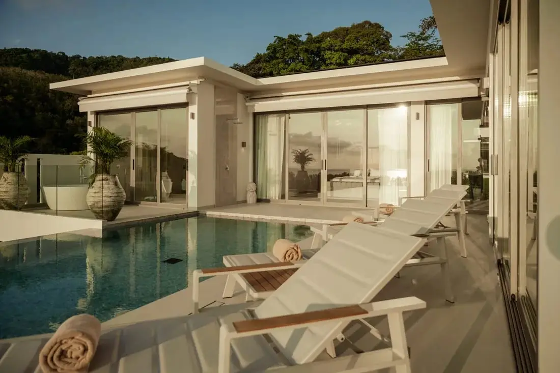 Vista del Mar — Hillside Sunset-View Villa — view 2