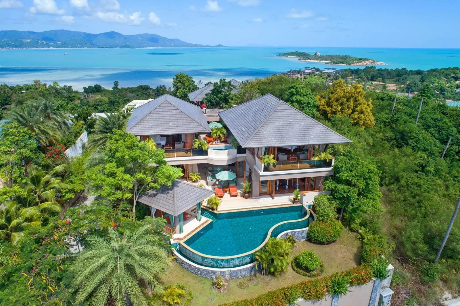 Hilltop Estate with Dual Sunrise & Sunset Infinity Pools, Plai Laem